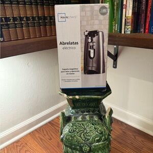 Mainstays Electric Can Opener - Silver and Black